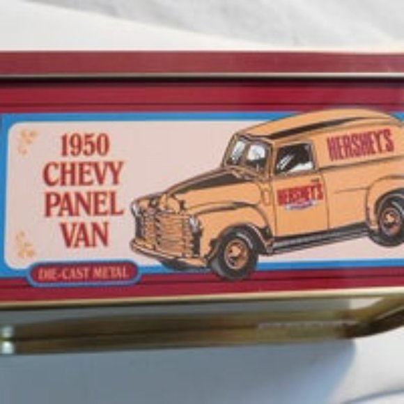 ERTL HERSHEY'S 1950 DIE CAST CHEVY VAN COLLECTIBLE - Picture 4 of 11